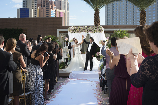 glamorous las vegas wedding