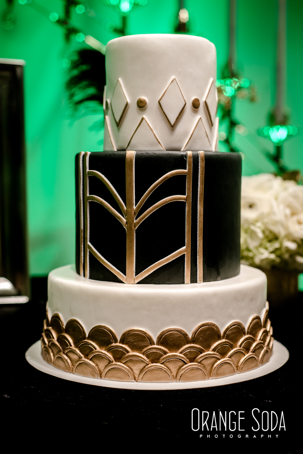 art deco wedding cake